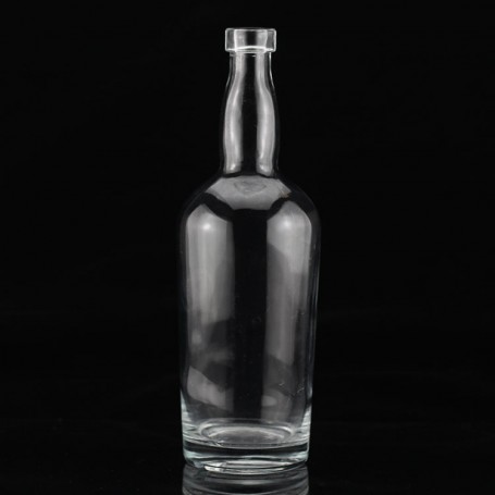 Whisky bottle glass 750ml
